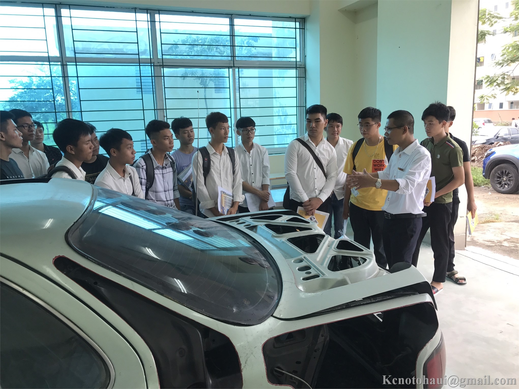 Ngày hội nhập học của tân sinh viên Khoa Công nghệ ô tô trường Đại Học Công nghiệp Hà Nội