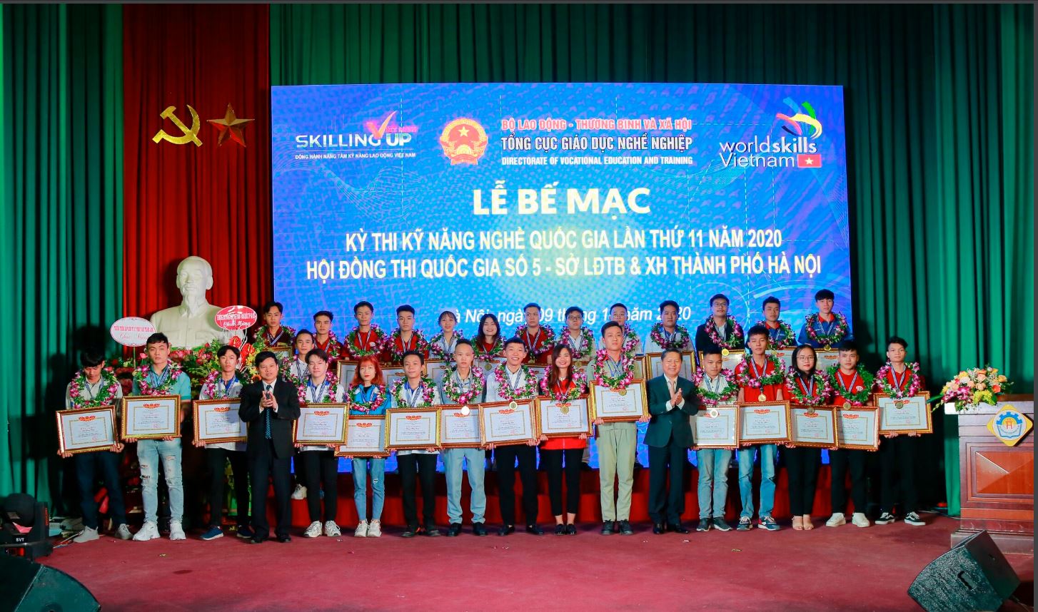Sinh viên Cao Thị Mến – Nữ sinh vàng trong cuộc thi tay nghề quốc gia 2020