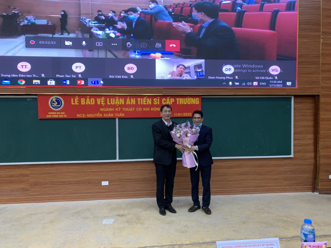 Đồng chí Nguyễn Xuân Tuấn – Giảng viên Khoa Công nghệ ô tô trường Đại học Công nghiệp Hà Nội bảo vệ thành công luận án Tiến sỹ